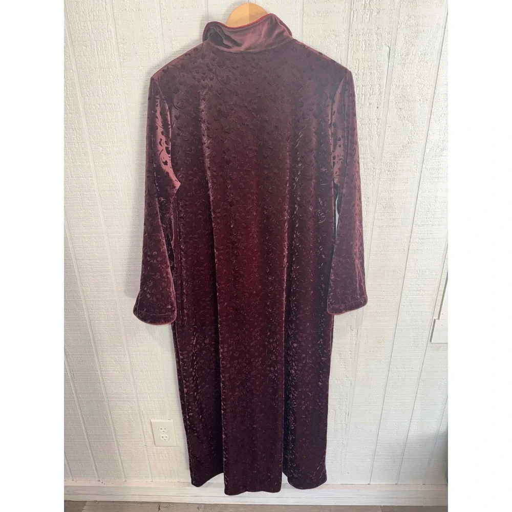 Cabernet Robe Women Medium Burgundy Crushed Velvet Floral Burnout Zip Front Maxi